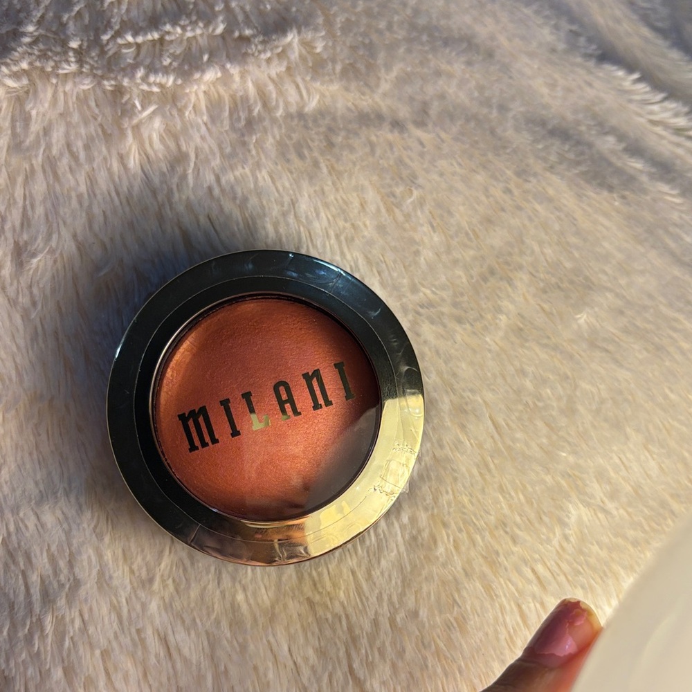 Milani Baked Blush - Radiant Coral